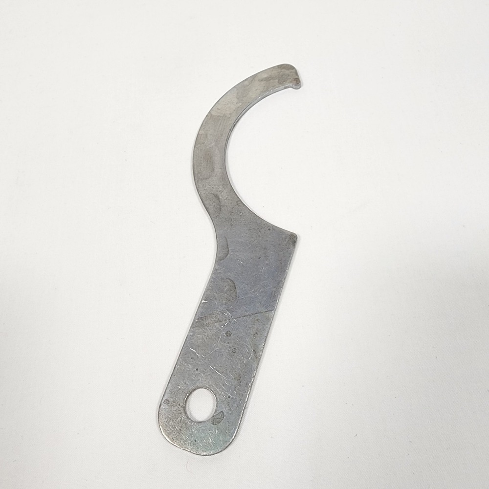 VINTAGE Oster Regency Kitchen Center Wrench for Food‎ Grinder
